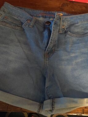 Seven7 Light Blue Denim Roll-Cuff Women’s Shorts